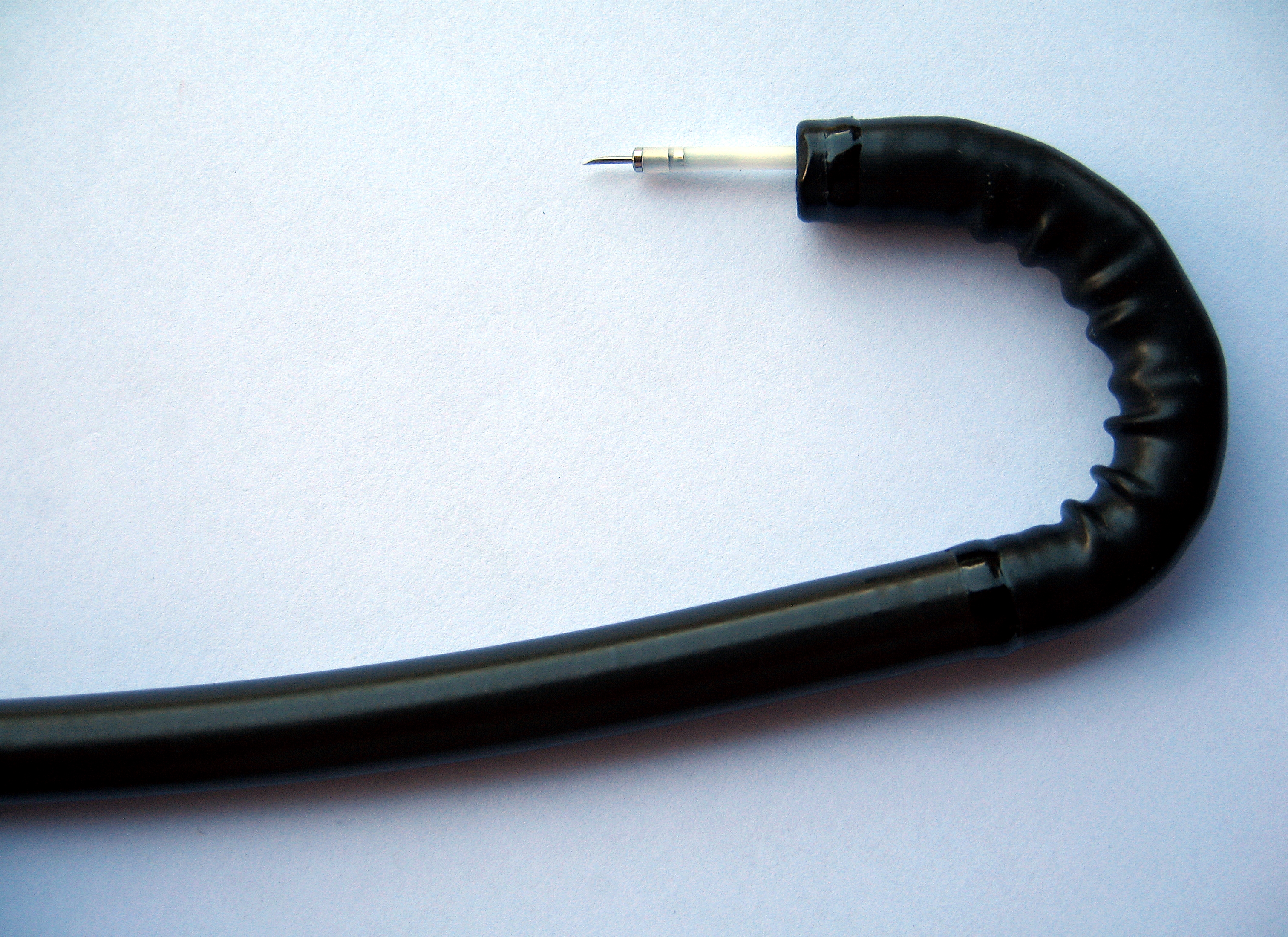 Injektionsnadel mit Metallspitze Ø 0,7 mm, röntgensichtbar, Luer-Anschluss – Abbildung 6